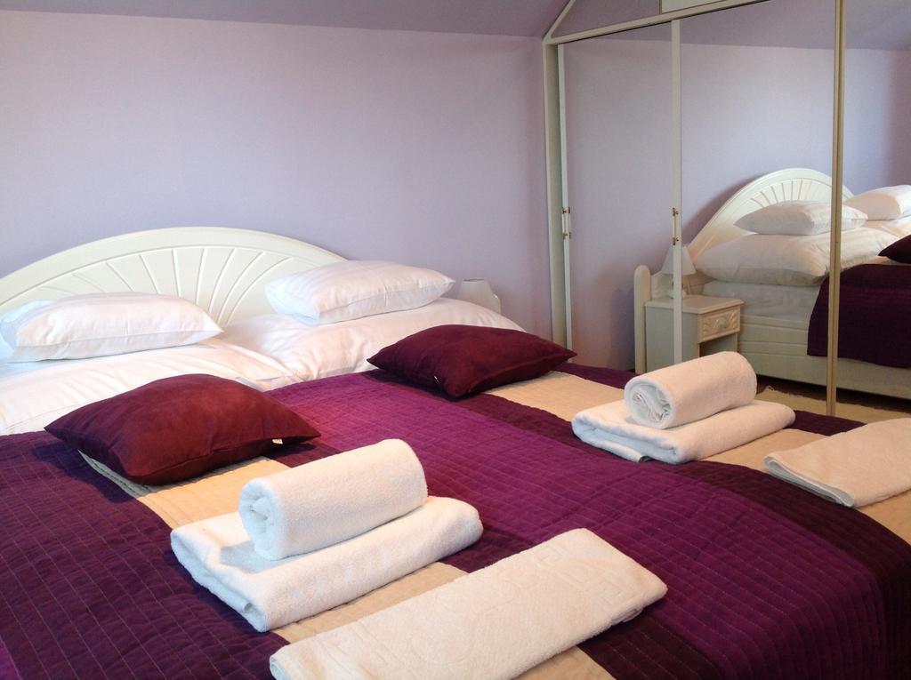 Hotel Attila Apartmanház Hévíz Pokoj fotografie
