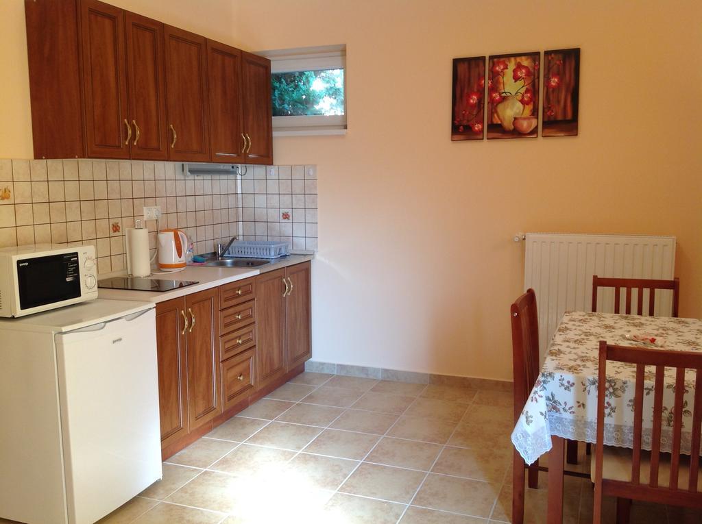 Hotel Attila Apartmanház Hévíz Pokoj fotografie
